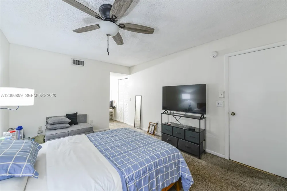 20220 NE 3rd Ct #2 Miami, FL 33179
