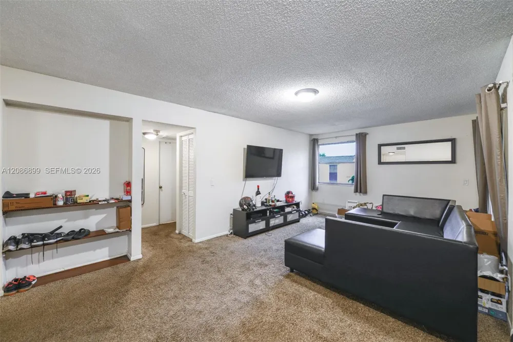 20220 NE 3rd Ct #2 Miami, FL 33179
