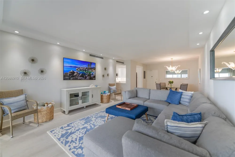 1950 S Ocean Dr #11H Hallandale Beach, FL 33009