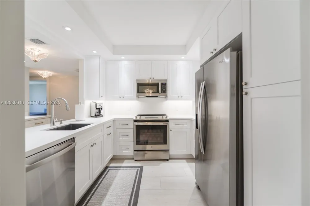 1950 S Ocean Dr #11H Hallandale Beach, FL 33009
