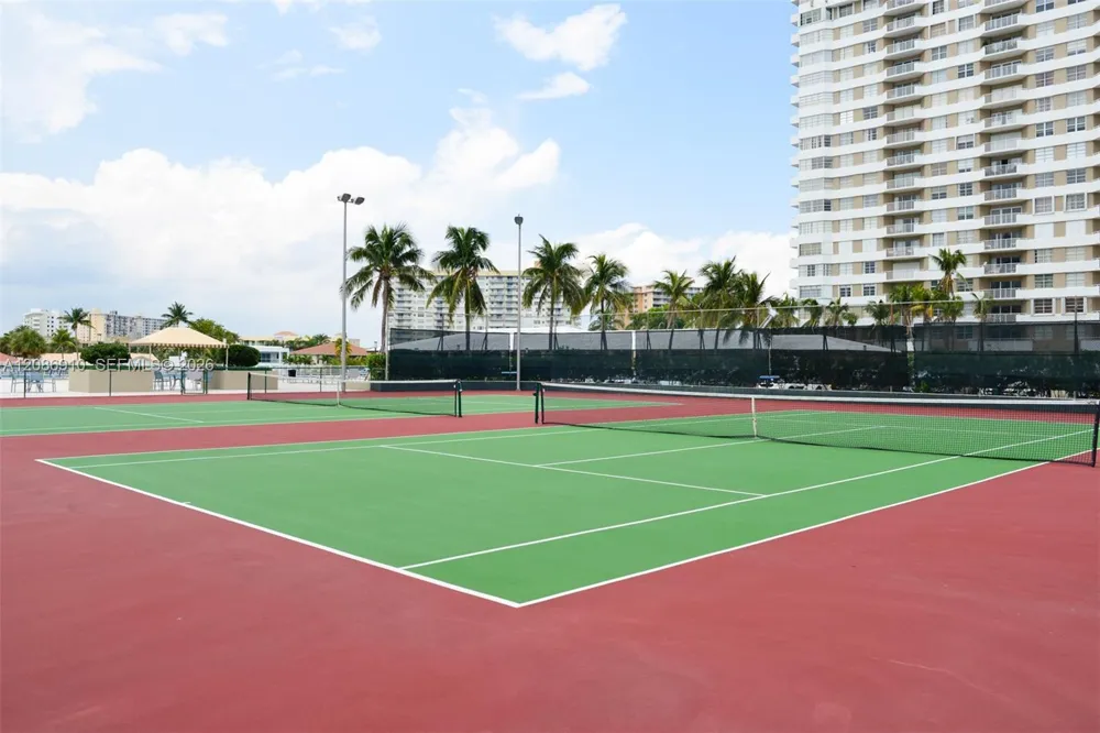 1950 S Ocean Dr #11H Hallandale Beach, FL 33009
