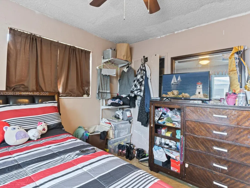 2118 NW 47th St Miami, FL 33142