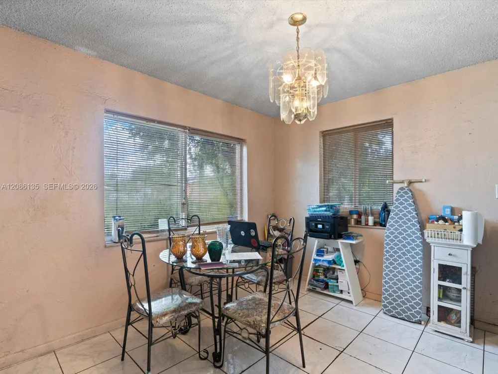 2118 NW 47th St Miami, FL 33142