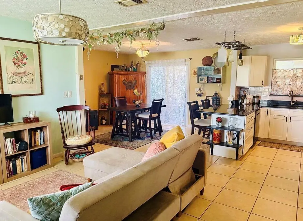 4702 Myrtle Drive Fort Pierce, FL 34982