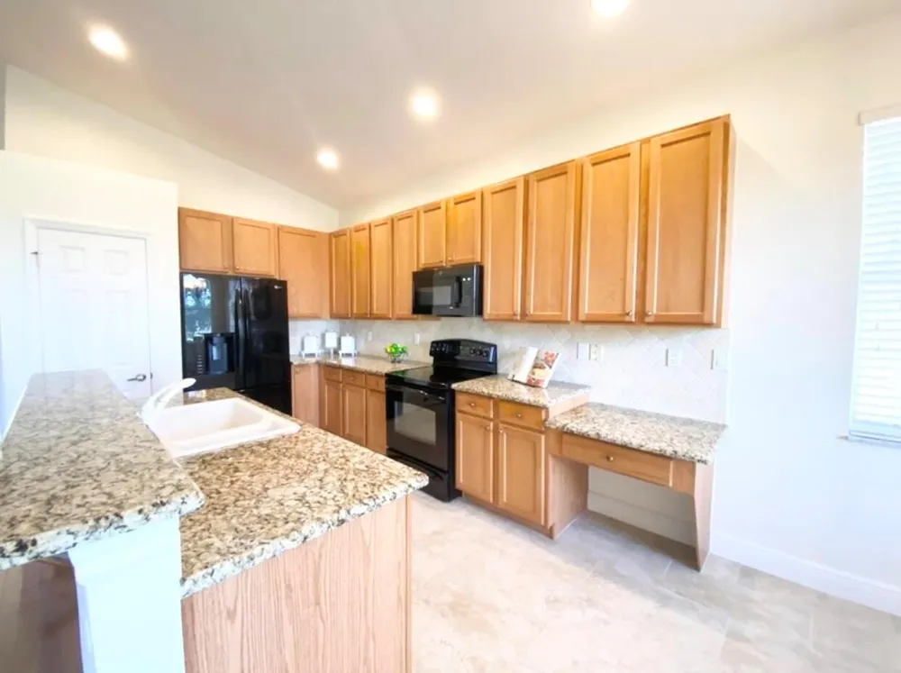 2097 WINGATE Bend Wellington, FL 33414