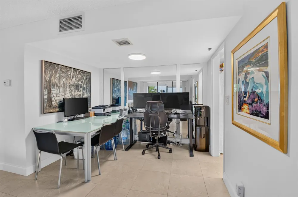 1863 Bridgewood Drive Boca Raton, FL 33434