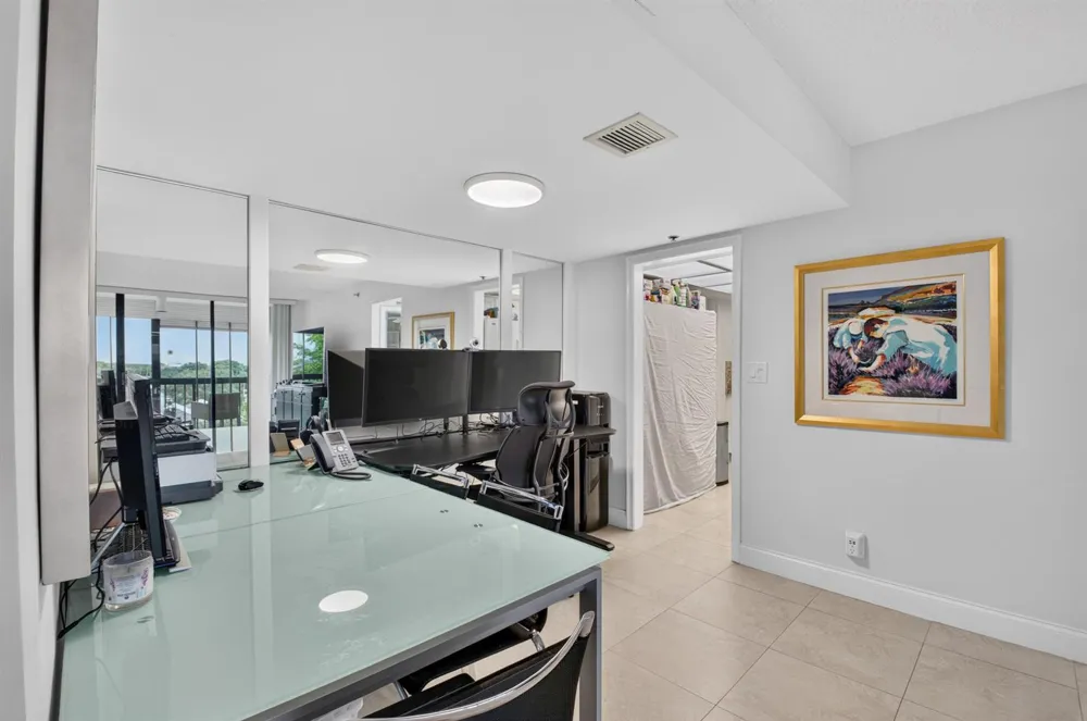 1863 Bridgewood Drive Boca Raton, FL 33434