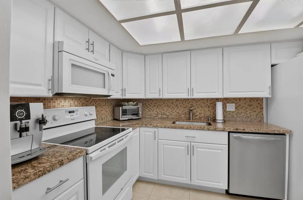1863 Bridgewood Drive Boca Raton, FL 33434