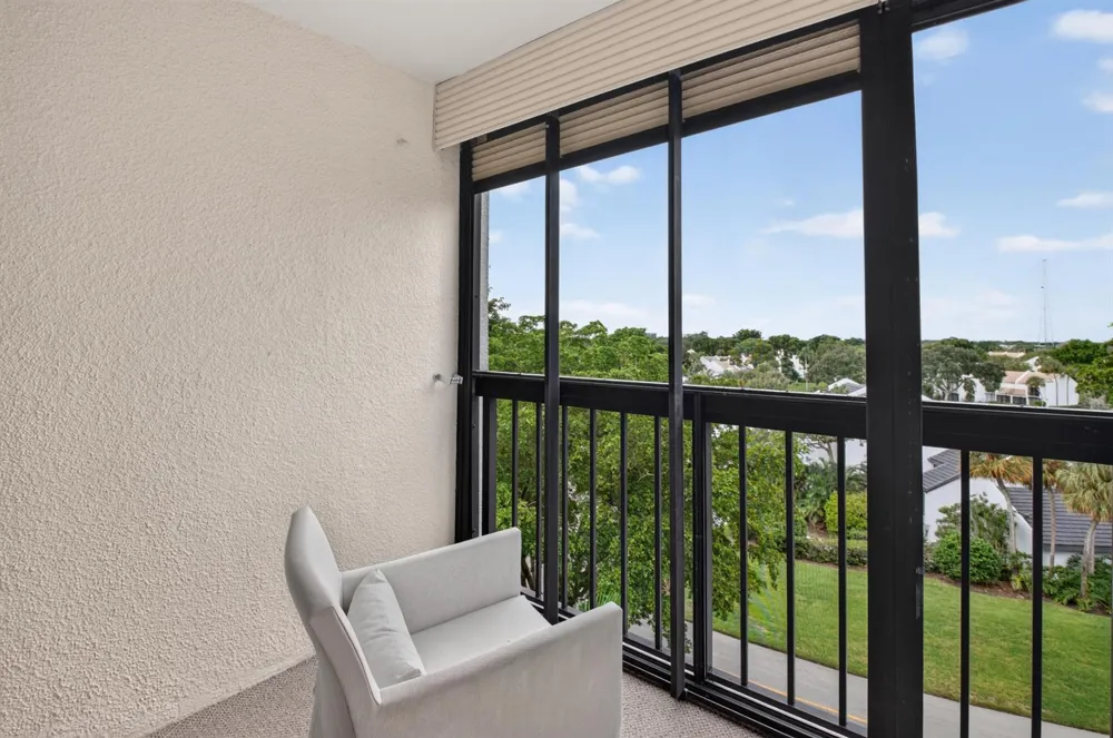 1863 Bridgewood Drive Boca Raton, FL 33434