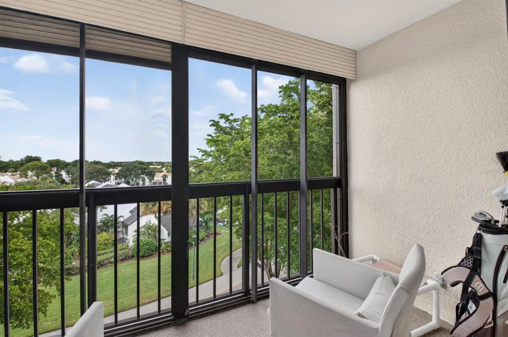 1863 Bridgewood Drive Boca Raton, FL 33434