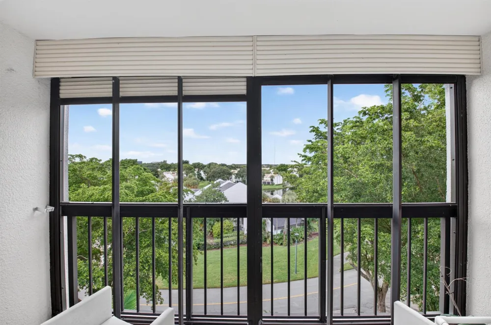 1863 Bridgewood Drive Boca Raton, FL 33434