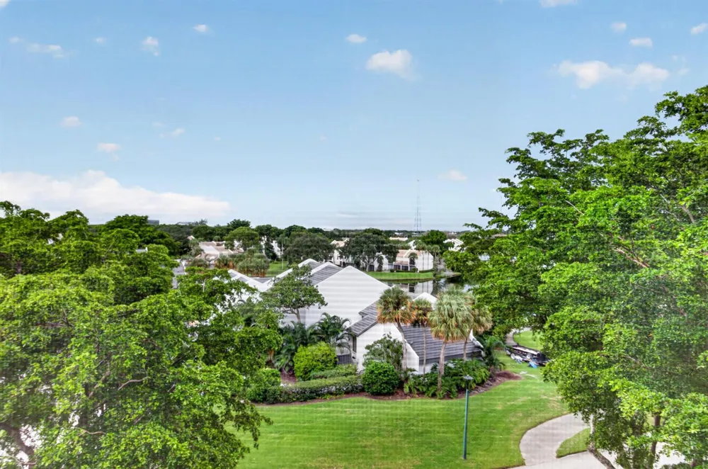 1863 Bridgewood Drive Boca Raton, FL 33434