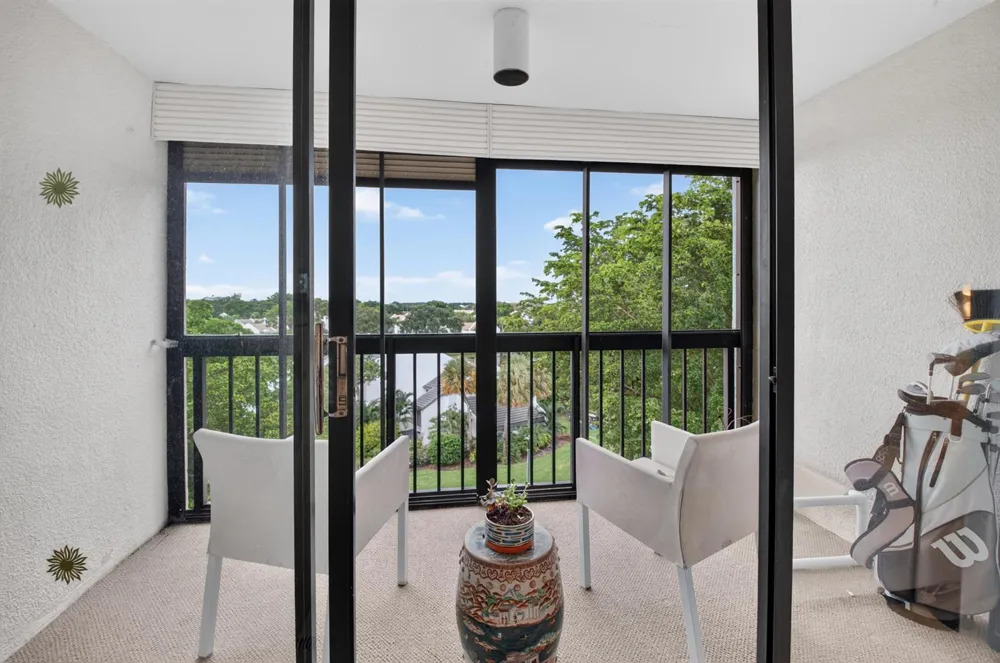 1863 Bridgewood Drive Boca Raton, FL 33434