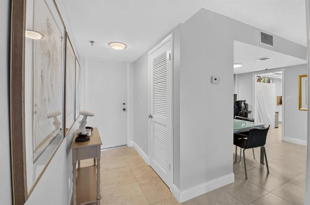 1863 Bridgewood Drive Boca Raton, FL 33434