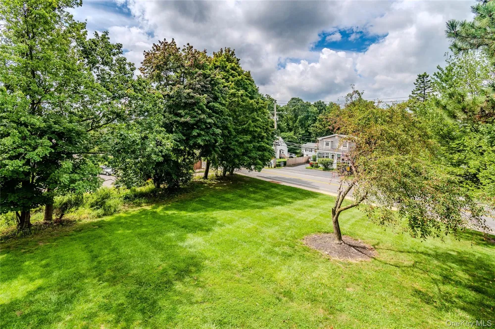 36 Richard Court Pomona, NY 10970
