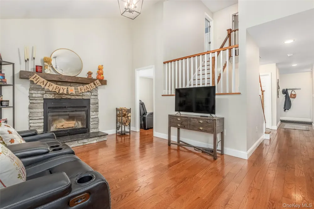 30 Knoth Road Wallkill, NY 12589
