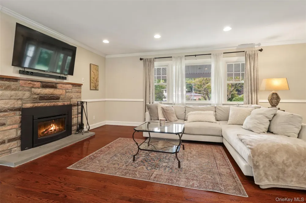 471 Hilltop Road Yorktown Heights, NY 10598