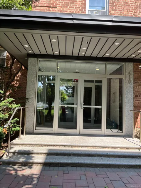 510 Dubois Ave #c3