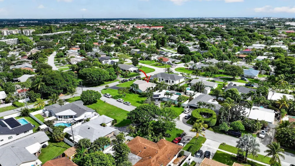 617 Heron Drive Delray Beach, FL 33444