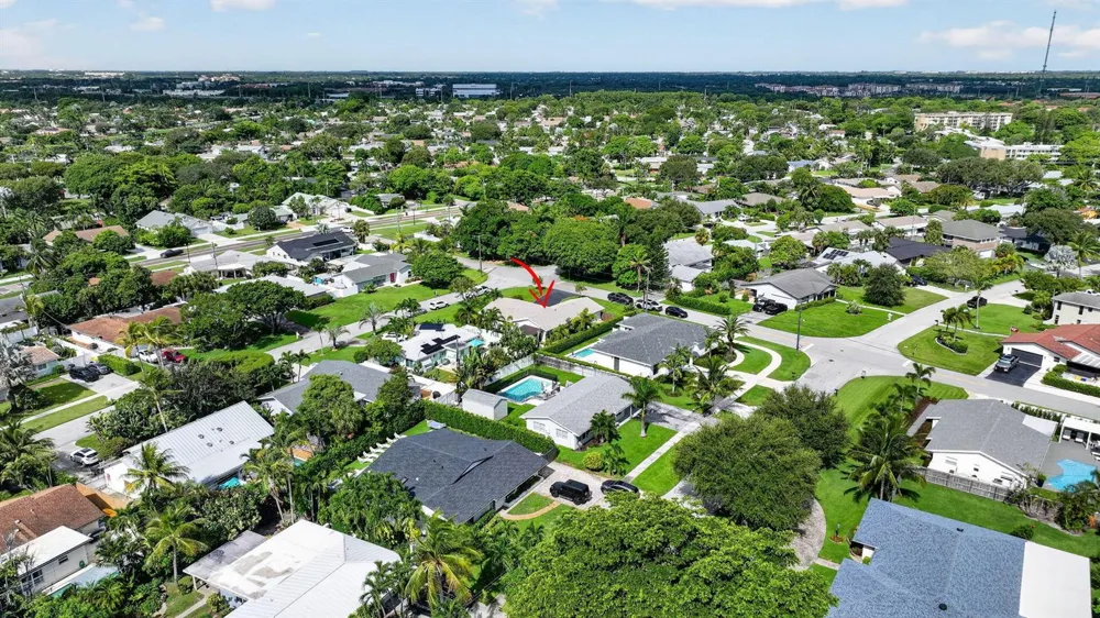 617 Heron Drive Delray Beach, FL 33444