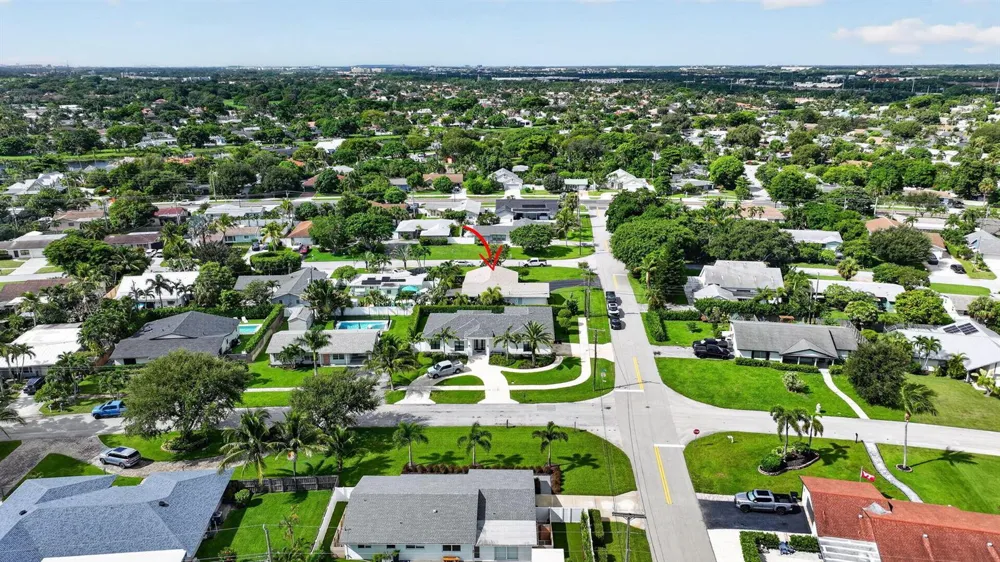 617 Heron Drive Delray Beach, FL 33444