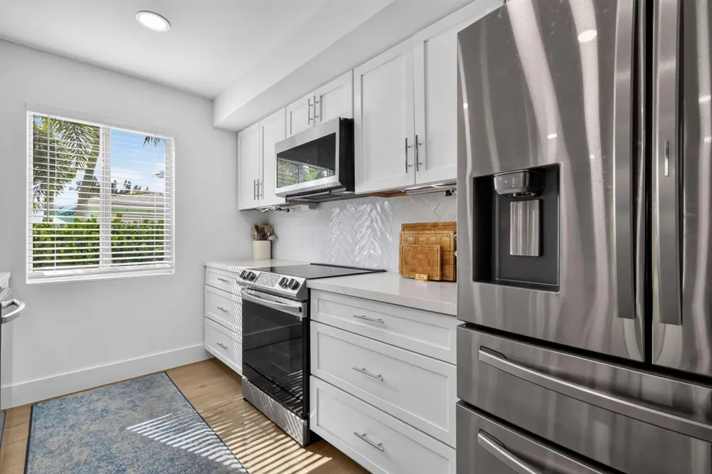 617 Heron Drive Delray Beach, FL 33444