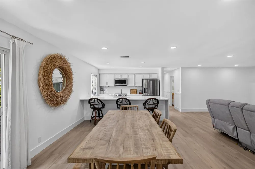 617 Heron Drive Delray Beach, FL 33444