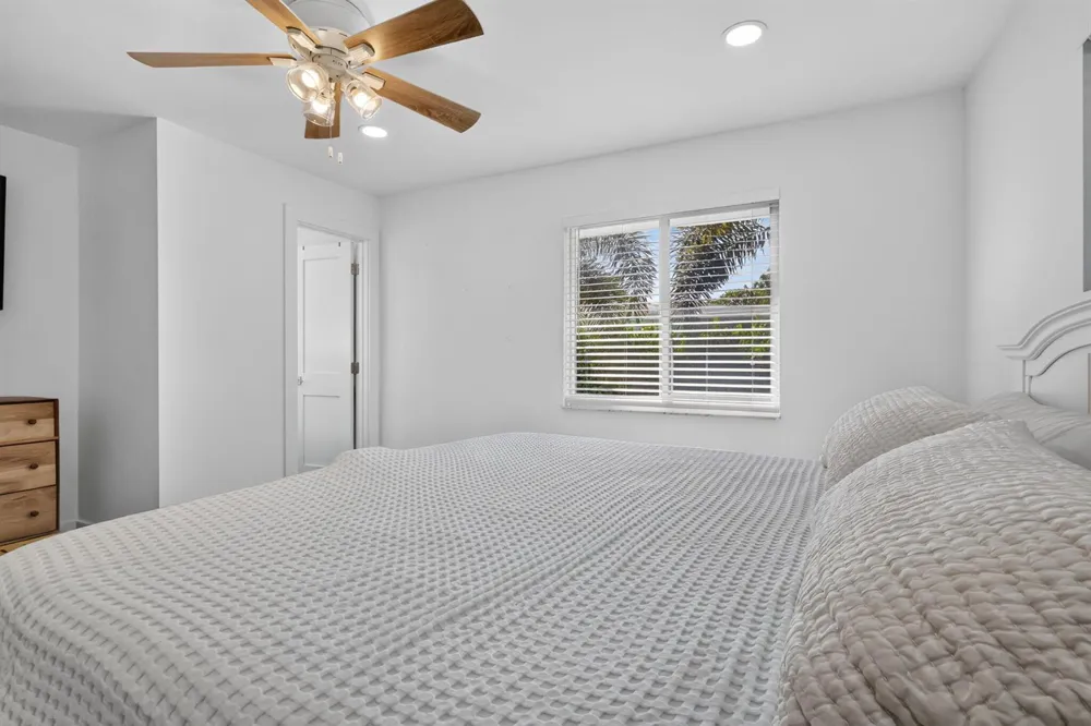 617 Heron Drive Delray Beach, FL 33444