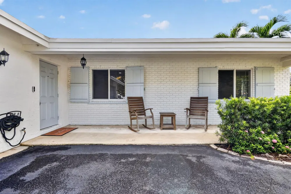 617 Heron Drive Delray Beach, FL 33444