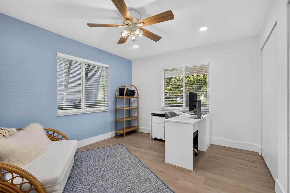 617 Heron Drive Delray Beach, FL 33444