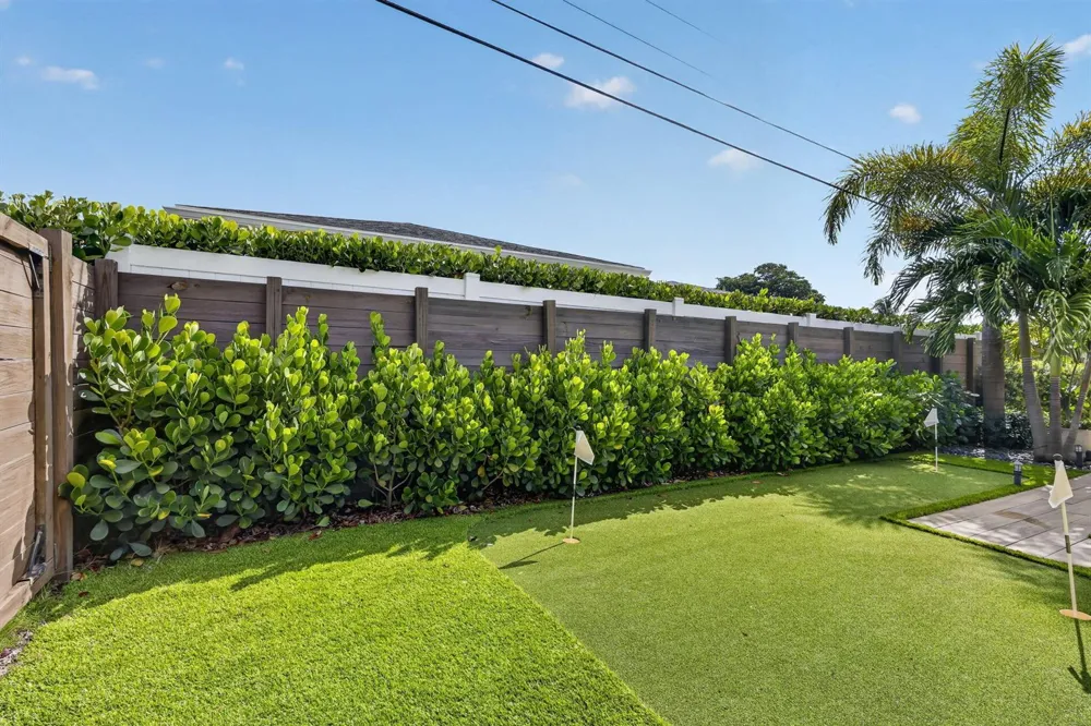 617 Heron Drive Delray Beach, FL 33444