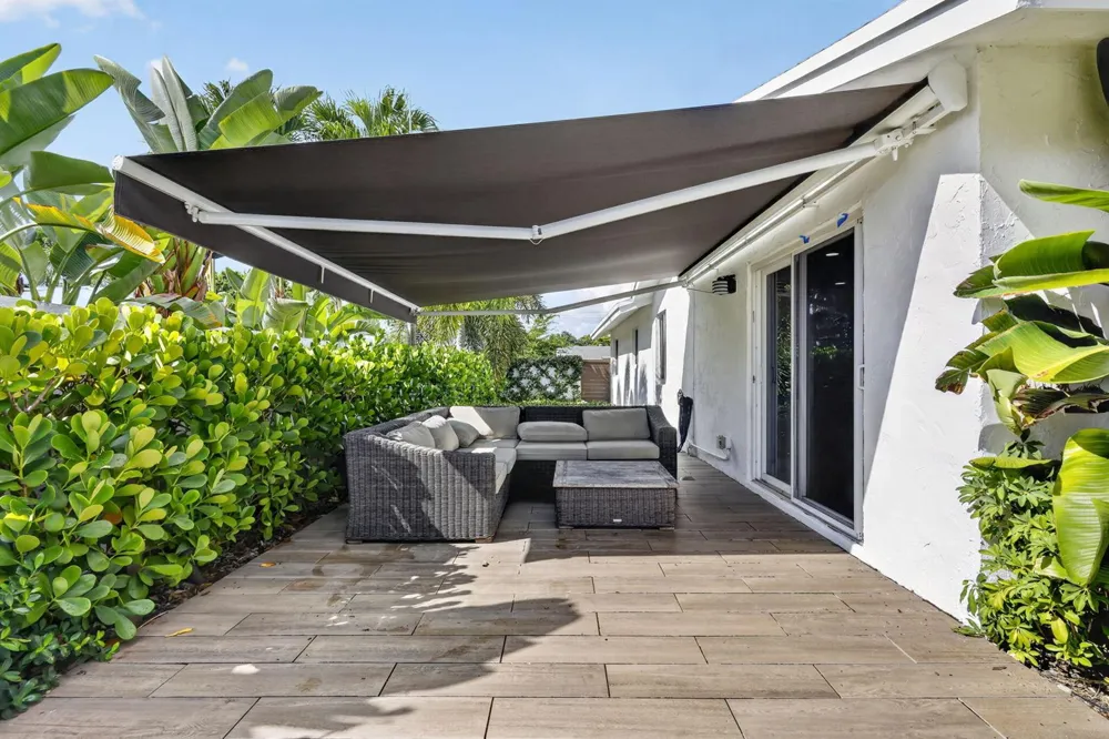 617 Heron Drive Delray Beach, FL 33444