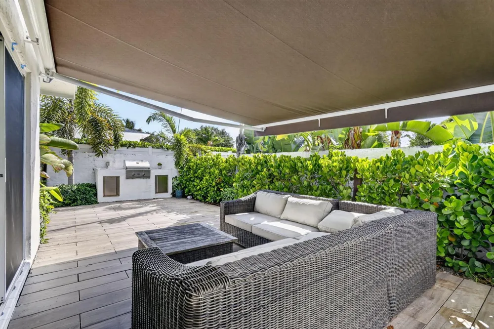 617 Heron Drive Delray Beach, FL 33444