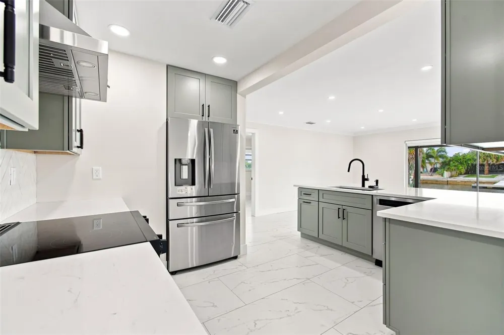 3915 HEADSAIL DRIVE New Port Richey, FL 34652