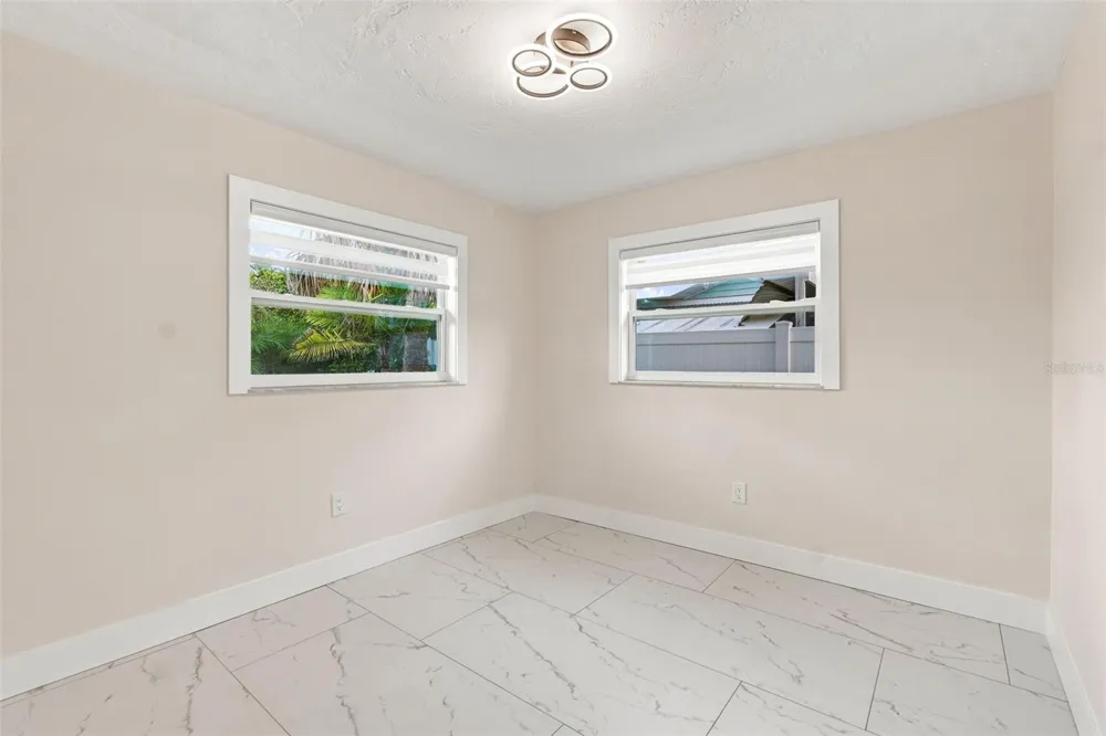 3915 HEADSAIL DRIVE New Port Richey, FL 34652
