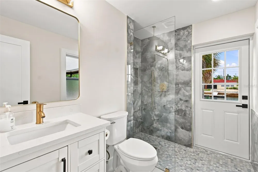 3915 HEADSAIL DRIVE New Port Richey, FL 34652