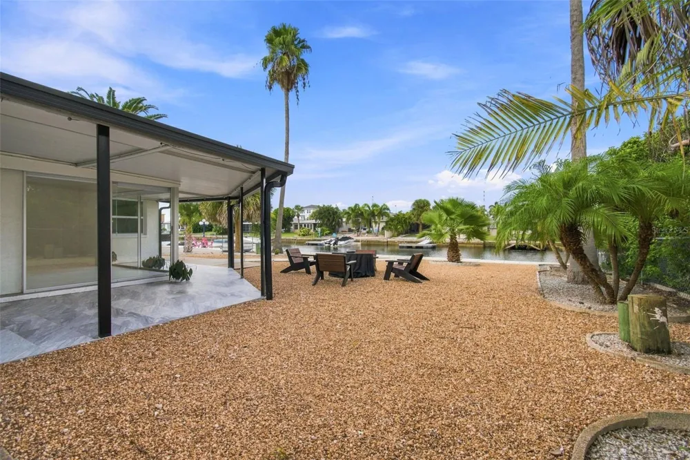 3915 HEADSAIL DRIVE New Port Richey, FL 34652