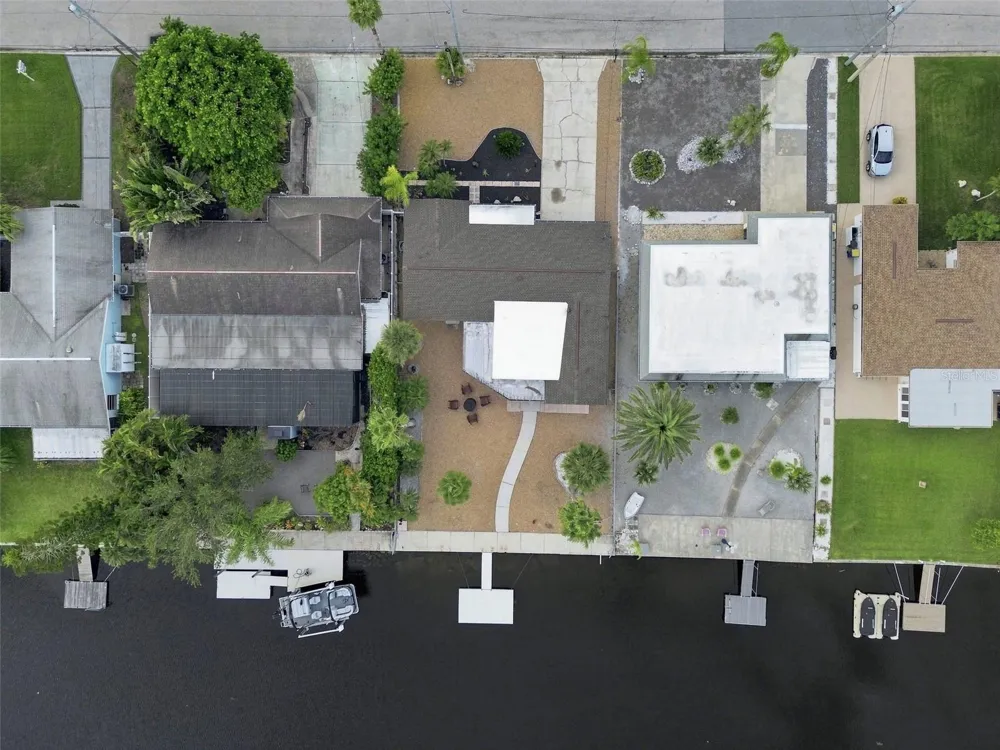 3915 HEADSAIL DRIVE New Port Richey, FL 34652