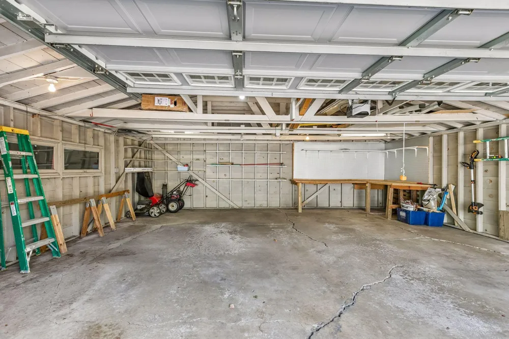 1020 Hoyt Avenue W Saint Paul, MN 55117
