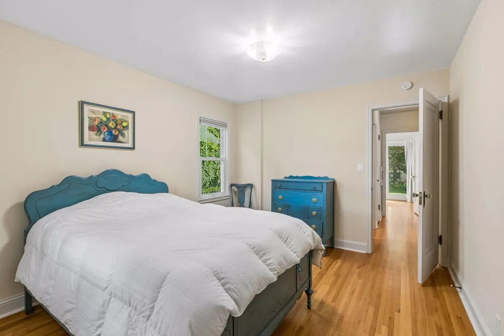 1020 Hoyt Avenue W Saint Paul, MN 55117