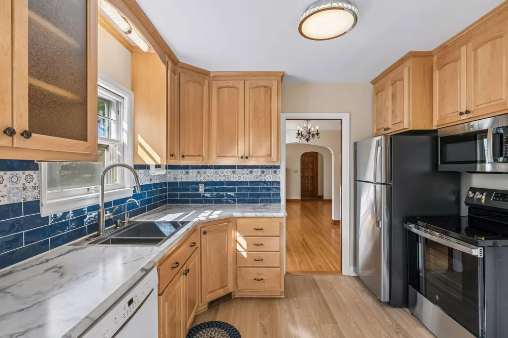 1020 Hoyt Avenue W Saint Paul, MN 55117