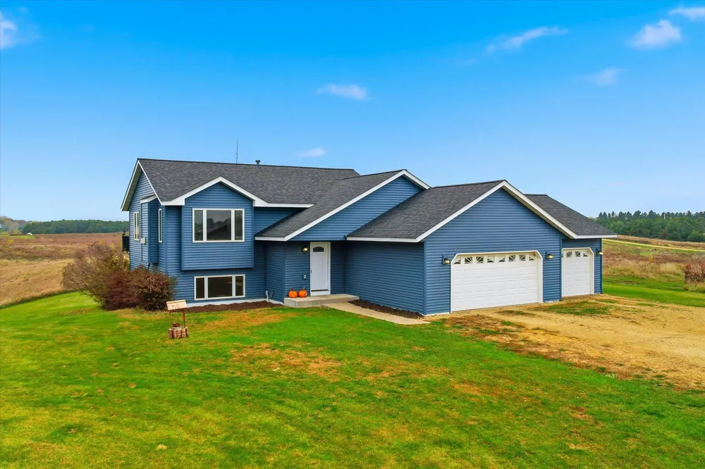 980 65th Avenue Roberts, WI 54023