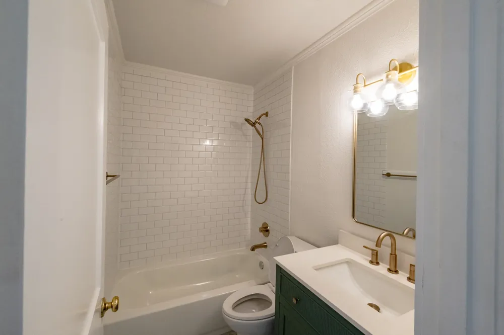 805 Maple Street Lockhart, TX 78644