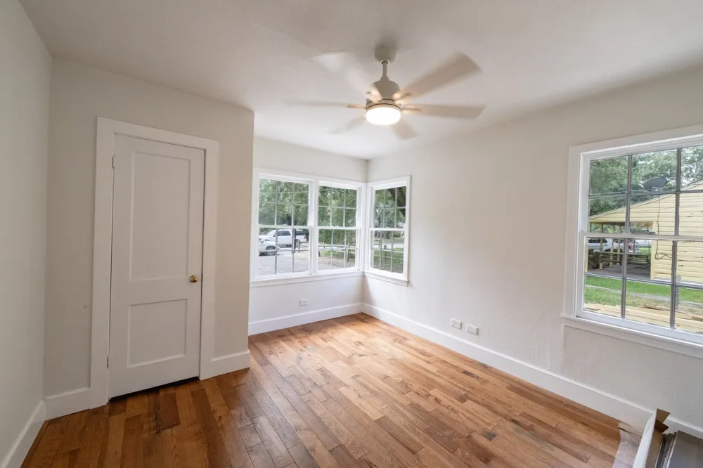 805 Maple Street Lockhart, TX 78644
