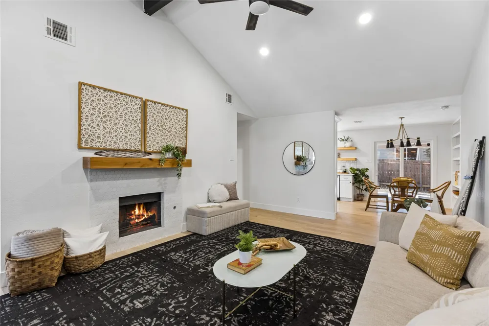 7901 SEMINARY RIDGE DRIVE Austin, TX 78745