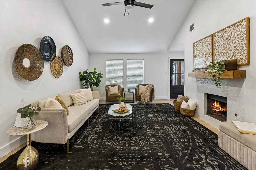 7901 SEMINARY RIDGE DRIVE Austin, TX 78745