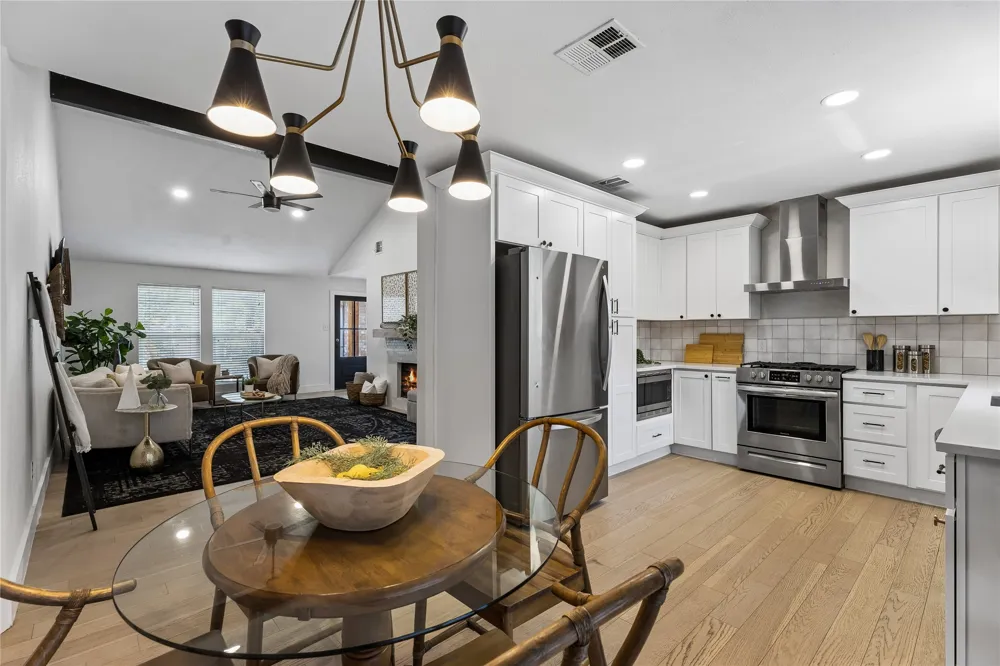 7901 SEMINARY RIDGE DRIVE Austin, TX 78745
