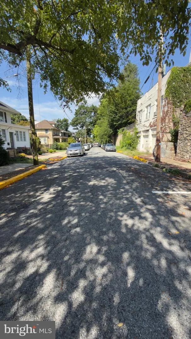 1742 MINERAL SPRING ROAD Reading, PA 19602