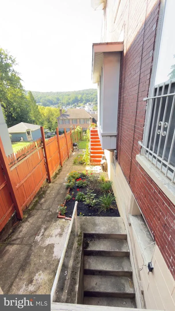 1742 MINERAL SPRING ROAD Reading, PA 19602