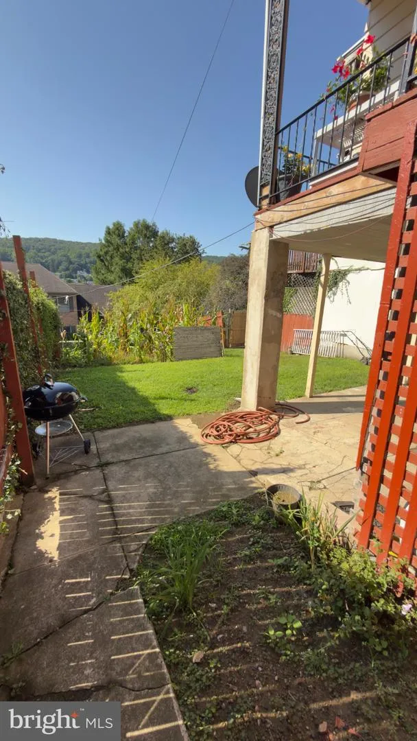 1742 MINERAL SPRING ROAD Reading, PA 19602